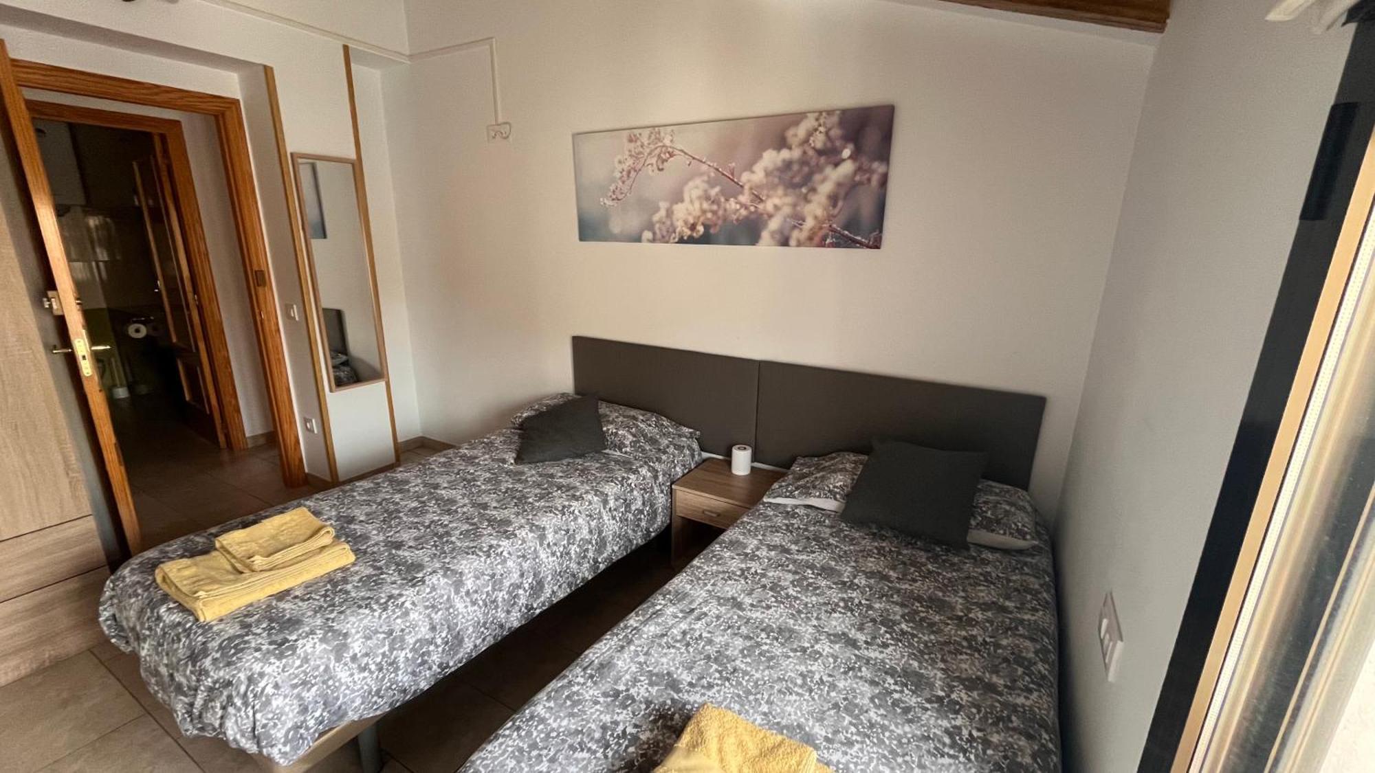 Ca Lidia - Apartamentos Turisticos El Balconet ベニマンテイ エクステリア 写真